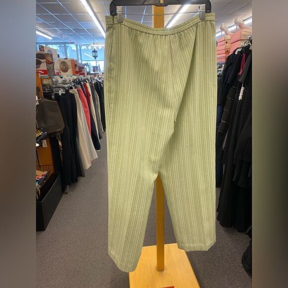 Perceptions SZ 12 Light Mint Stripe Pantsuit - Picture 4 of 6